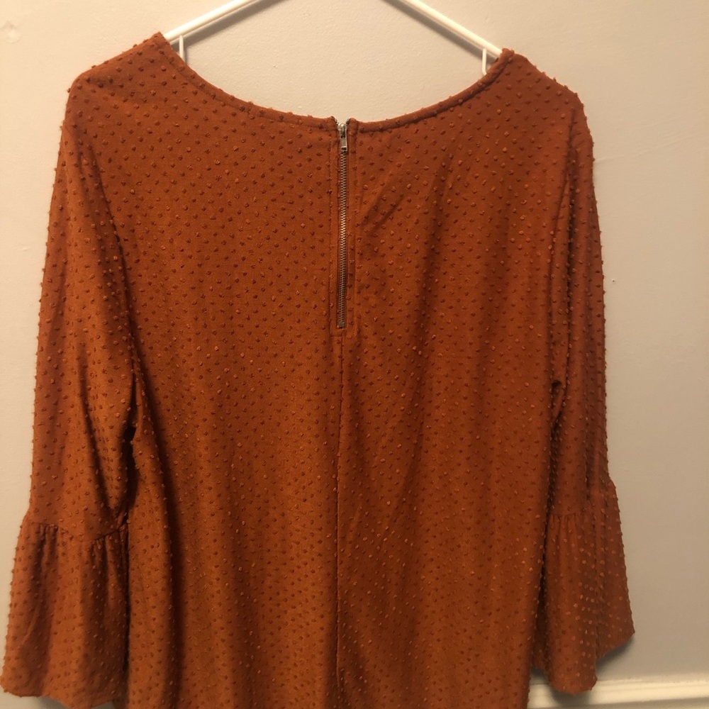 W5 Rust Textured Blouse - Picture 4 of 5